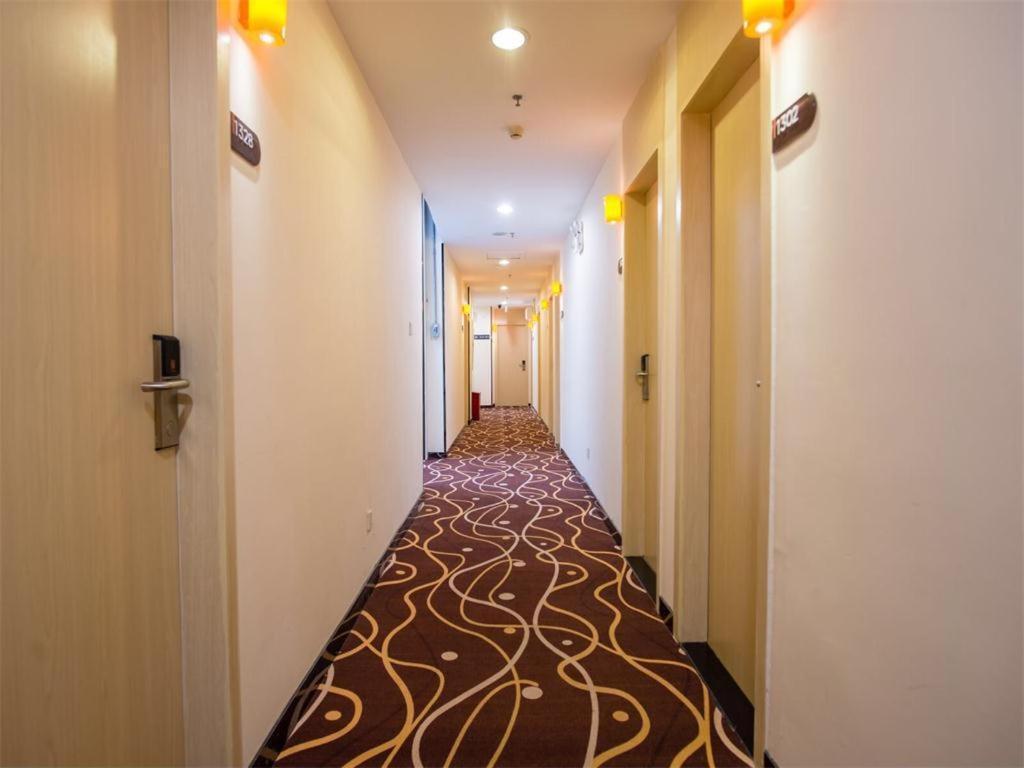 7 Days Premium Jiangmen Diwang Plaza Branch Hotel Екстериор снимка